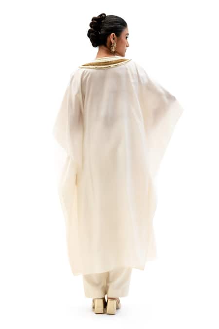 Garo Embroidered Kaftan With Pant 