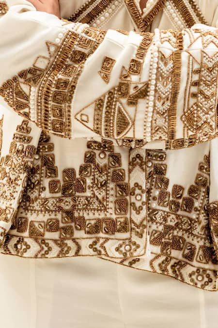 Shop_Garo_Off White Silk Embroidery V-neck Tribal Jacket With Pant 