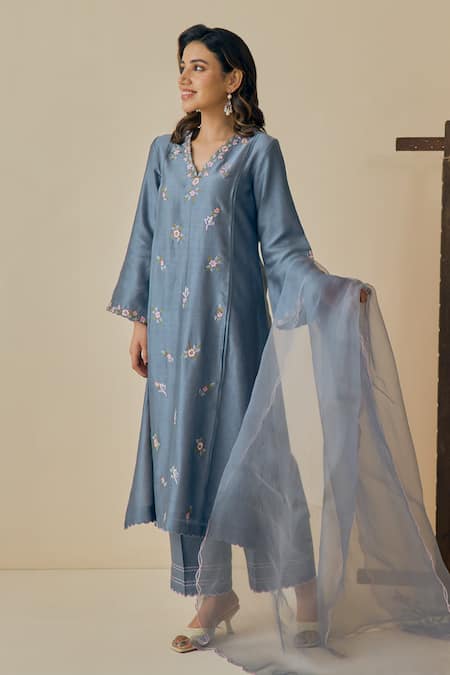 Buy_Bhawna Sethi_Blue , Cotton, Silk, Organza Embroidery Neer Floral Kurta Set _Online_at_Aza_Fashions