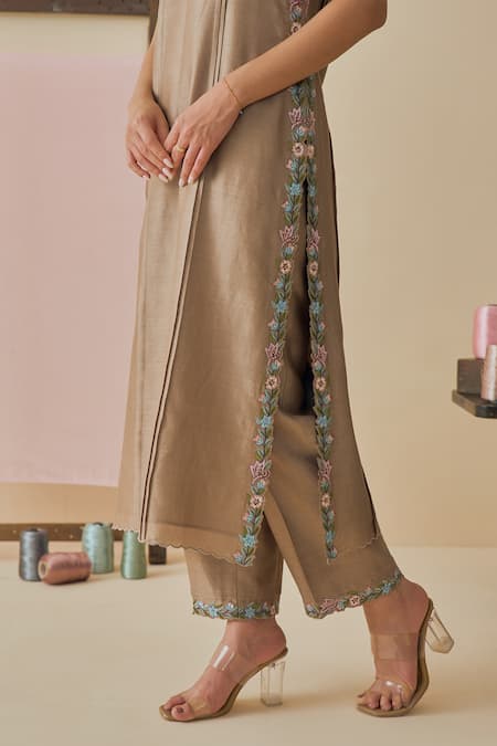 Shop_Bhawna Sethi_Beige Chanderi Cotton, Silk, Chanderi, Cotton, Saaz Ribbon Placement Kurta Set _Online_at_Aza_Fashions