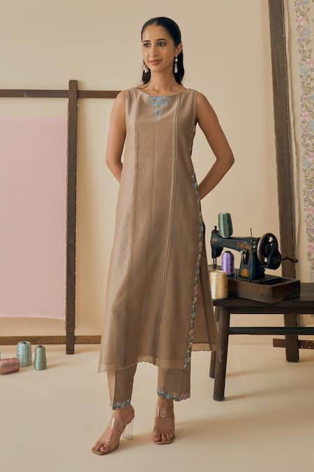 Bhawna Sethi_Beige Chanderi Cotton, Silk, Chanderi, Cotton, Saaz Ribbon Placement Kurta Set _at_Aza_Fashions