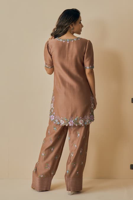 Bhawna Sethi Kahwa Embroidered Kurta Set 