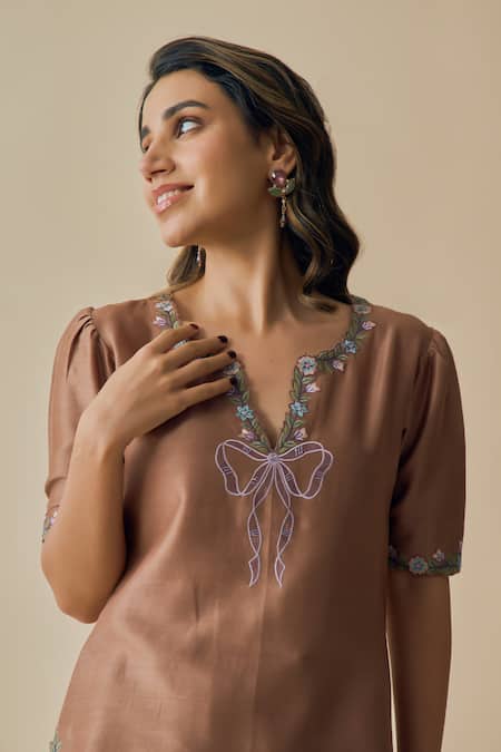 Buy_Bhawna Sethi_Brown Chanderi Silk, Cotton, Organza Embroidery V-neck Kahwa Kurta Set _Online_at_Aza_Fashions