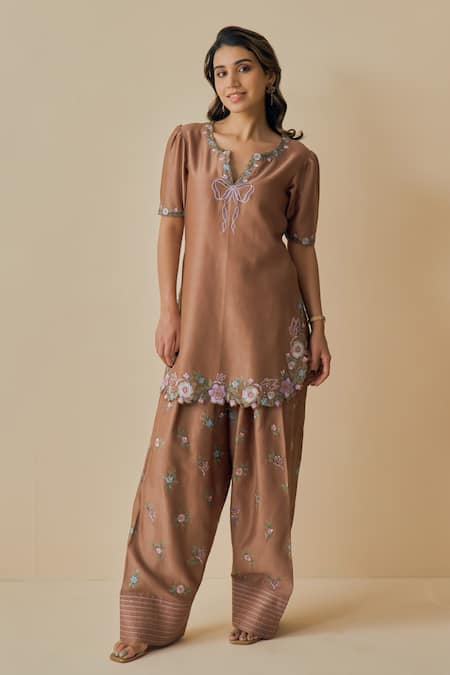 Shop_Bhawna Sethi_Brown Chanderi Silk, Cotton, Organza Embroidery V-neck Kahwa Kurta Set 