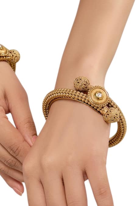Auraa Trends Kundan Embellished Bangle 