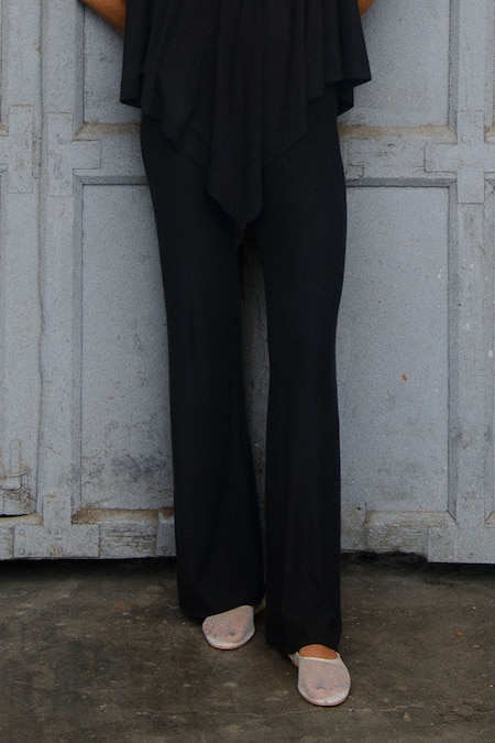 Buy Ituvana Black Cotton Round Neck Karma Jersey Top And Pant Set Buy_Ituvana_Black Cotton Round Neck Karma Jersey Top And Pant Set