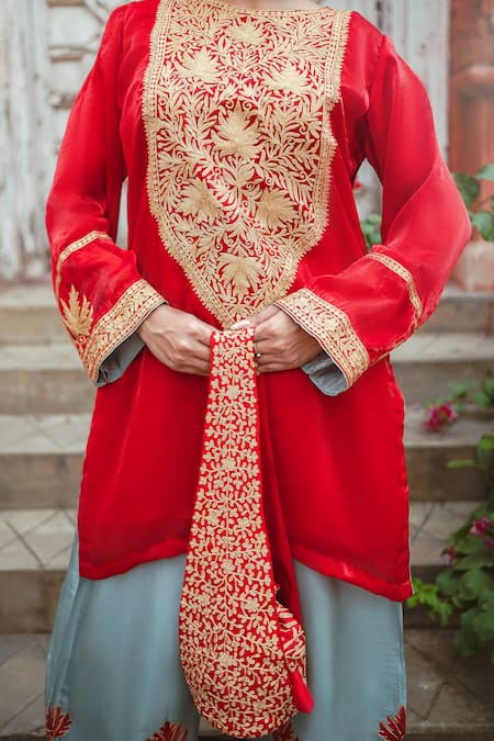 Buy Wazir C Red Silk Embroidery, Zari Boat Neck Floral Work Kurta Salwar Set Online at Aza Fashions Buy_Wazir C_Red Silk Embroidery, Zari Boat Neck Floral Work Kurta Salwar Set _Online_at_Aza_Fashions