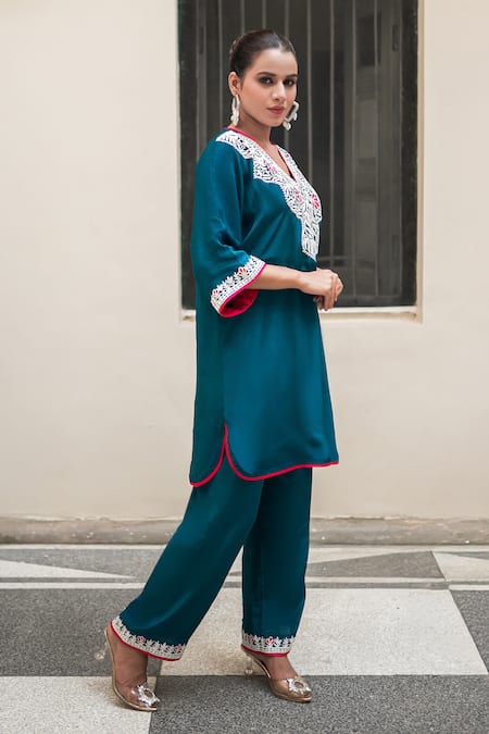 Wazir C Kashmira Tilla Work Kurta With Pant 
