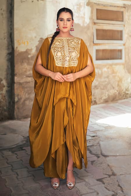 Buy_Wazir C_Mustard Crepe Embroidery, Metallic Thread Round Neck Kaftan With Dhoti Pant 