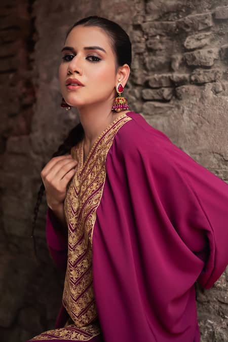 Wazir C_Purple Silk Embroidery, Zari V-neck Kaftan _Online_at_Aza_Fashions