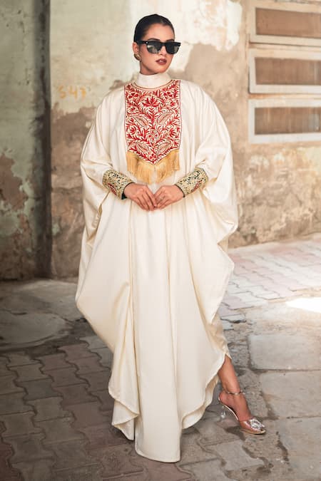 Wazir C Off White Cotton Embroidery, Fringe High , Keyhole Kaftan