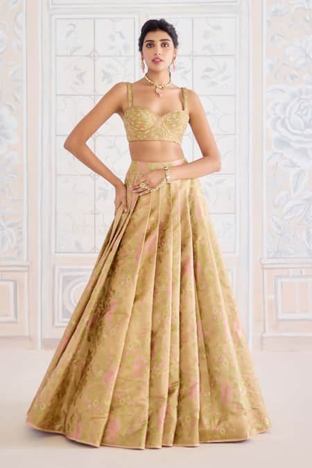 Buy_Shyam Narayan Prasad_Gold Brocade, Organza Embroidery, Zari Sweetheart Neck Floral Woven Lehenga Set _Online_at_Aza_Fashions