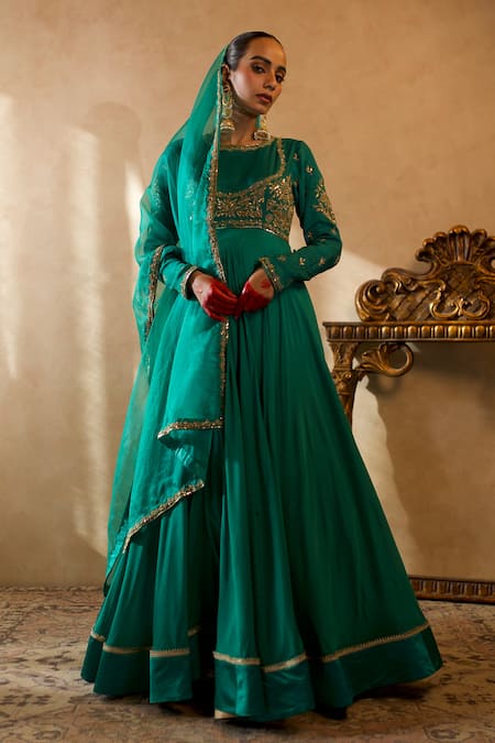 Libas Cafe by Nidhi & Ashish Green Crepe, Organza Embroidery, Machine Full Sleeve Anarkali And Dupatta Set 