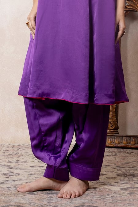 Libas Cafe by Nidhi & Ashish_Purple Organza, Satin Embroidery, Zari V-neck Choga Kurta And Salwar Set _Online_at_Aza_Fashions