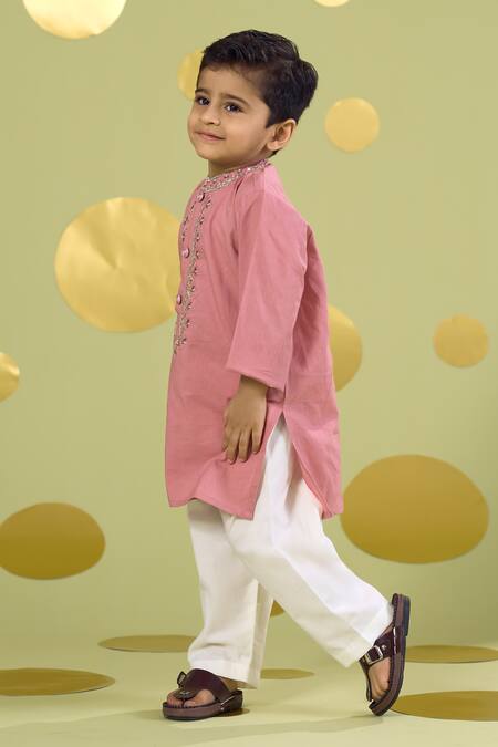 Buy_Vivedkids_Pink Cotton Embroidery, Beads, Metallic Handwork Neckline Kurta And Pant Set _Online_at_Aza_Fashions