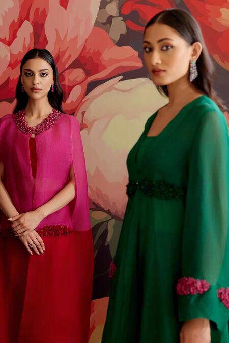 Buy_Parul And Preyanka_Green Crepe Fabric Flowers V-neck Panna Sleeve Embroidered Jacket Set _Online_at_Aza_Fashions