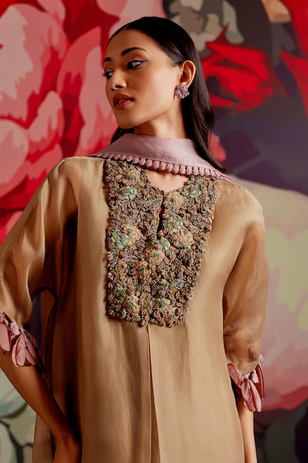 Shop_Parul And Preyanka_Gold Organza, Embroidery, Zari Split Sunela Floral Kaftan Kurta Set _Online_at_Aza_Fashions