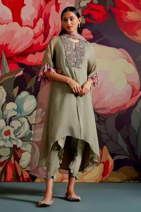 Buy_Parul And Preyanka_Olive Green Organza, Crepe, Prasiolite Yoke Kaftan Kurta Set _Online_at_Aza_Fashions