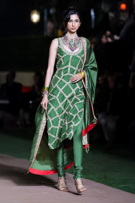 Punit Balana Kaccha Aam Embroiered Kurta Set 