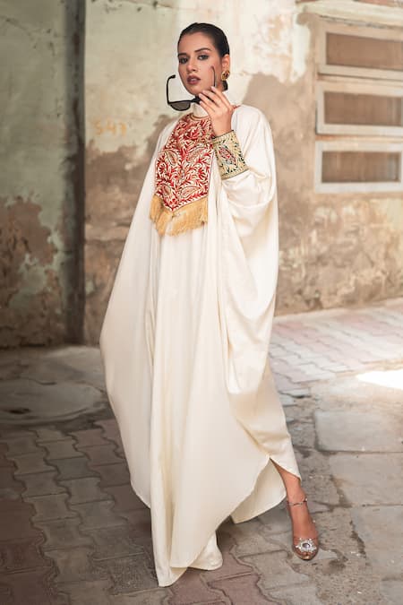 Wazir C_Off White Cotton Embroidery, Fringe High , Keyhole Kaftan _at_Aza_Fashions