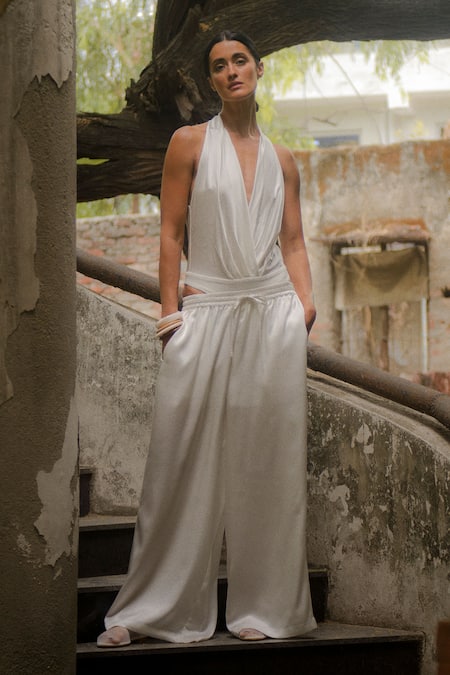 Ituvana White Silk Halter Neck Gabby Bodysuit And Pant Set 