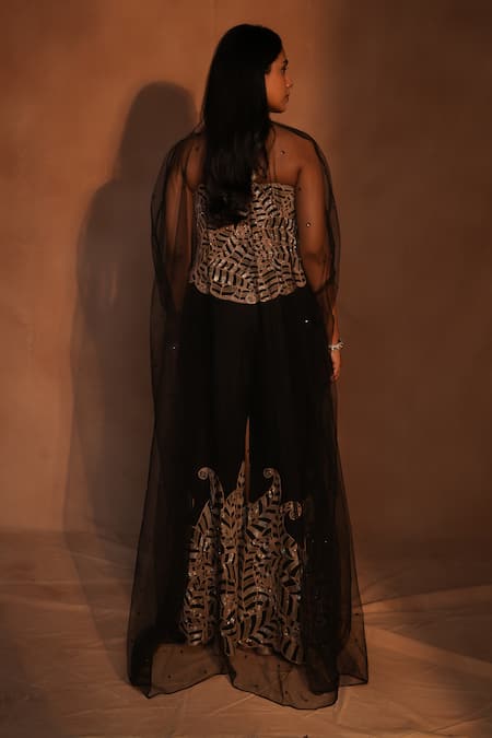 Ashutosh Joshi Geometric Embroidered Cape & Sharara Set 