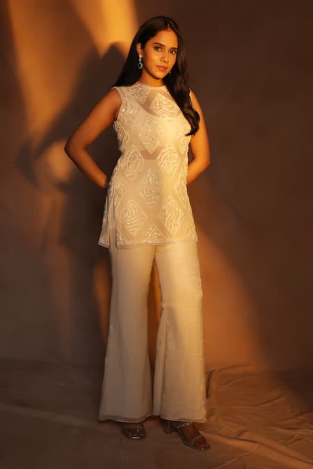 Buy_Ashutosh Joshi_Ivory Organza, Tissue, Crepe Beads, Embroidery Round Geometric Kurta And Pant Set _Online_at_Aza_Fashions