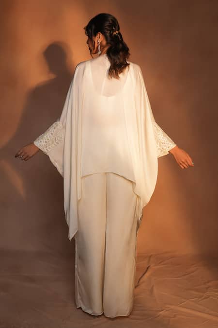 Ashutosh Joshi Embroidered Kaftan With Pant 