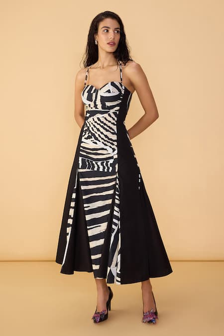 Buy_Saaksha & Kinni_Black Cambric, Poplin Sweetheart Neck And White Stripe Mila Dress _Online_at_Aza_Fashions
