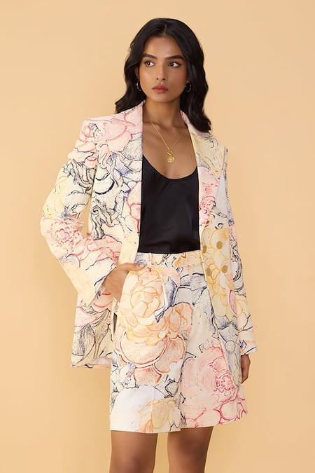 Saaksha & Kinni_White Crepe, Lycra V-neck Aura Scratches Miranda Printed Blazer _at_Aza_Fashions