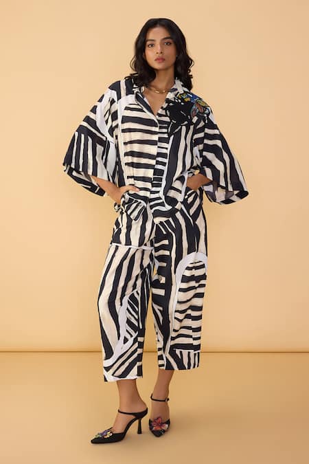 Saaksha & Kinni Black Cambric Embroidery, Applique, Cut Work Collared And White Stripe Blake Shirt