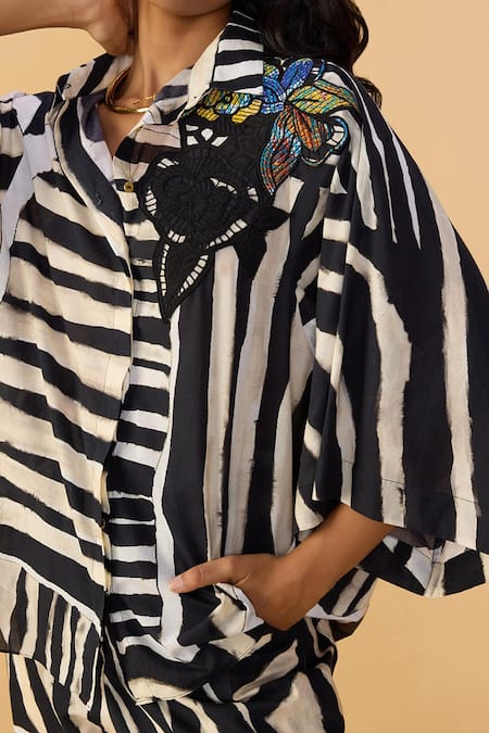 Saaksha & Kinni Black And White Stripe Loly Trouser Online at Aza Fashions Saaksha & Kinni_Black And White Stripe Loly Trouser _Online_at_Aza_Fashions