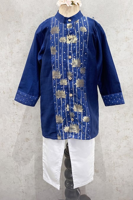 Snuggleme Lotus Print Front Open Kurta Set 