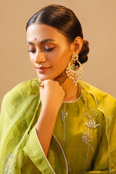 MAISARA JEWELRY Kundan Studded Chandbalis 