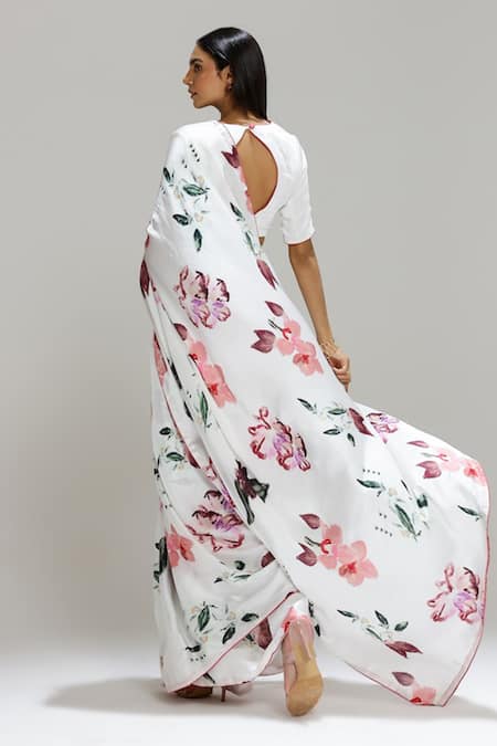 Studio Surbhi Flora Print Saree With Blouse 