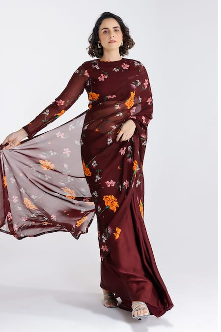 Studio Surbhi Flower Print Saree With Blouse 