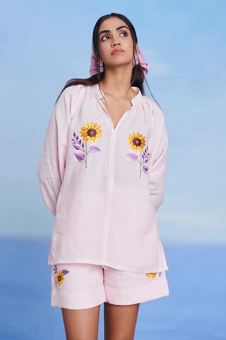 Saphed Pink Linen Embroidery Split V-neck Fleur Billow Top