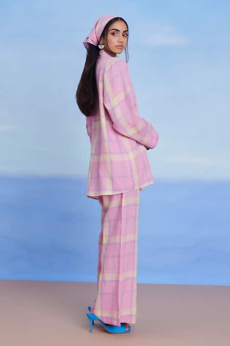 Shop Saphed Pink Linen Cassata Bell Bottom Pant at Aza Fashions Shop_Saphed_Pink Linen Cassata Bell Bottom Pant _at_Aza_Fashions