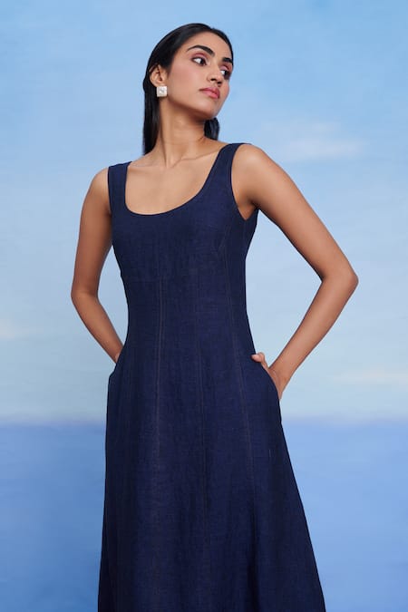 Saphed Navy Linen Scoop Neck Neel Denim Panelled Dress at Aza Fashions Saphed_Navy Linen Scoop Neck Neel Denim Panelled Dress _at_Aza_Fashions