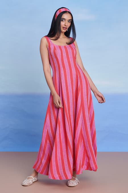 Buy Saphed Pink Linen Scoop Neck Amalfi Dress Online at Aza Fashions Buy_Saphed_Pink Linen Scoop Neck Amalfi Dress _Online_at_Aza_Fashions