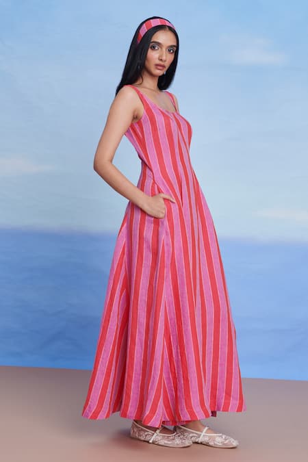 Saphed Pink Linen Scoop Neck Amalfi Dress at Aza Fashions Saphed_Pink Linen Scoop Neck Amalfi Dress _at_Aza_Fashions