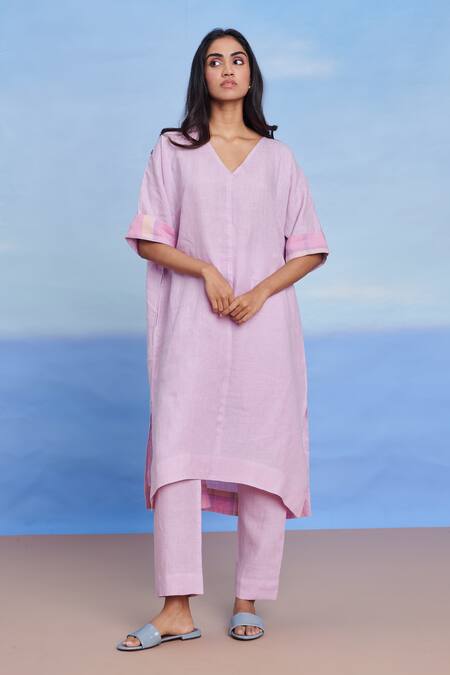 Buy_Saphed_Lilac Linen V-neck Dolman Kurta Set _Online_at_Aza_Fashions