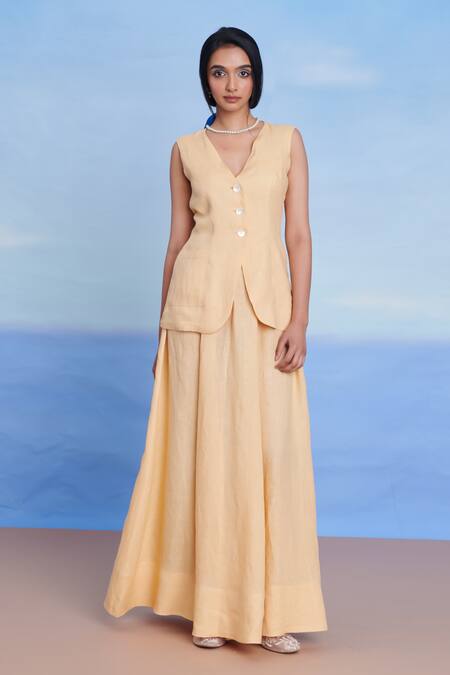 Saphed Yellow Linen V-neck Butterscotch Vest Online at Aza Fashions Saphed_Yellow Linen V-neck Butterscotch Vest _Online_at_Aza_Fashions