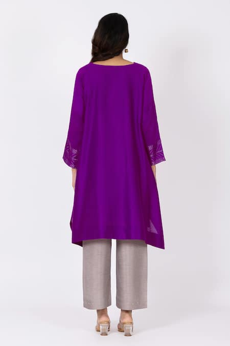 Bhavik Shah Kaamdani Placket Embellished Kimono Kurta Set 