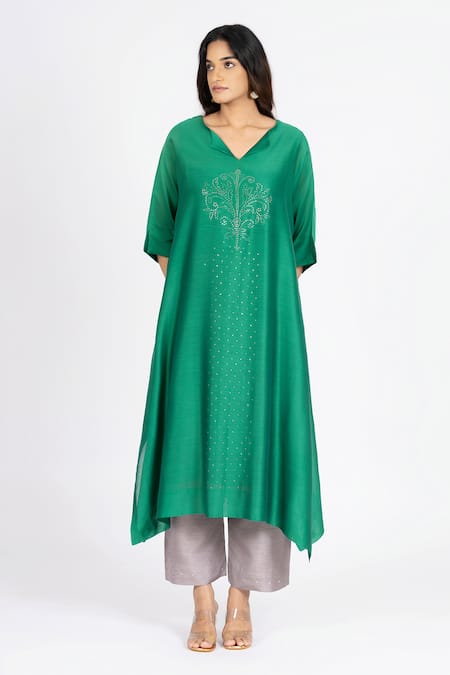 Bhavik Shah Kaamdani Embellished Kimono Kurta Set 