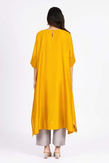 Bhavik Shah Kaamdani Embellished Kimono Kurta & Pant Set 