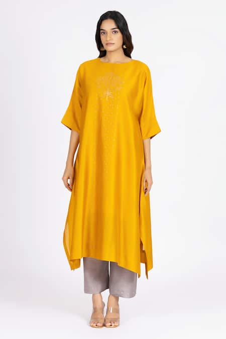 Bhavik Shah Kaamdani Embellished Kimono Kurta & Pant Set 