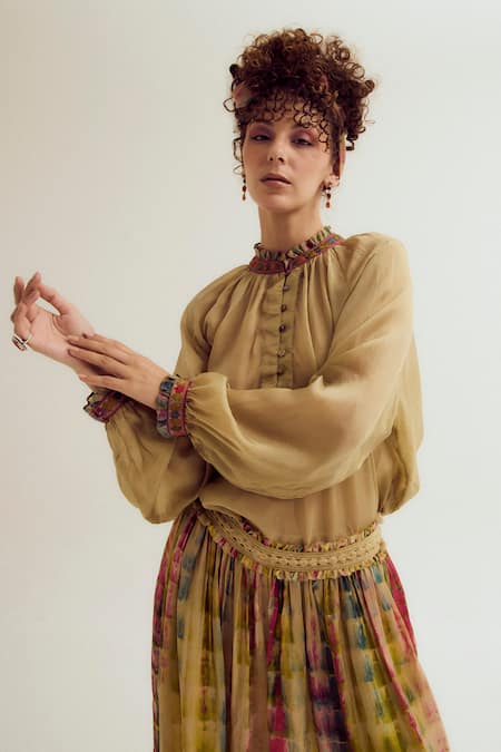 Shop Capisvirleo Beige Silk Embroidery Mandarin Collar Eila Ecru Shirt at Aza Fashions Shop_Capisvirleo_Beige Silk Embroidery Mandarin Collar Eila Ecru Shirt _at_Aza_Fashions