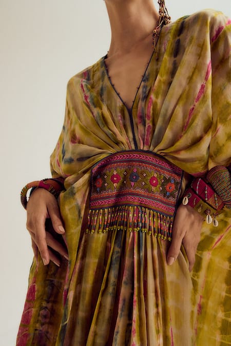 Capisvirleo_Beige Silk Embroidery, Tassels, Beads V-neck Daisy Tie Dye Kaftan _Online_at_Aza_Fashions