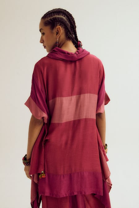 Capisvirleo Plumeria Colourblock Kaftan With Dhoti Pant 